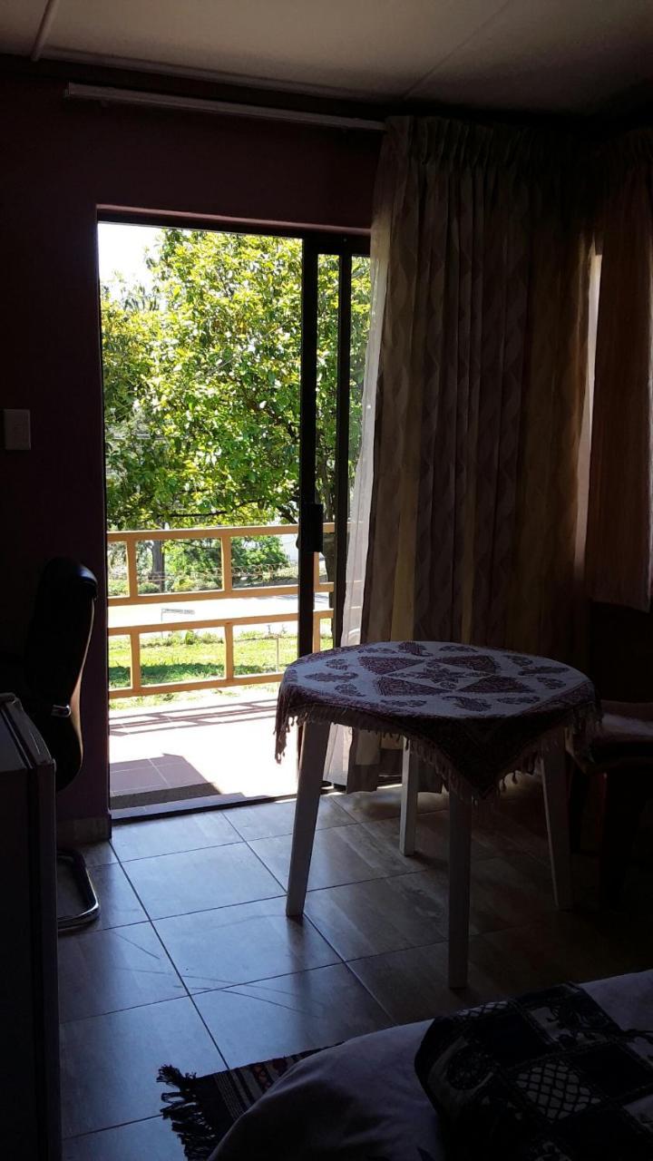 Otentik Guesthouse Mbabane Exterior photo